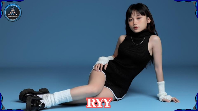 Tiểu sử Ryy: Nữ Streamer đa tài và hành trình của đam mê