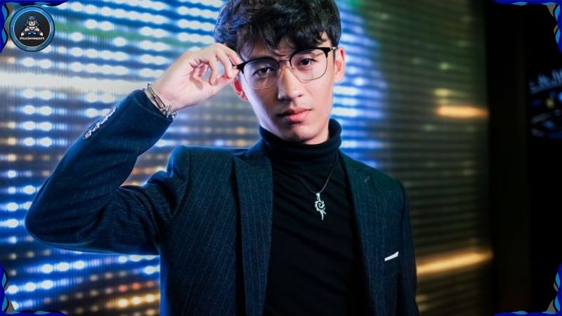 Vke HanKay thi đấu lạnh lùng